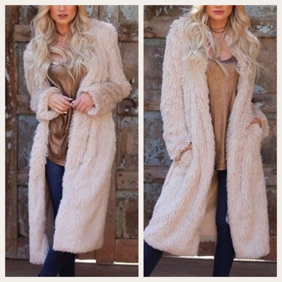 LAST 1️⃣ Stina Faux Fur Trench Coat - Picture 2 of 7